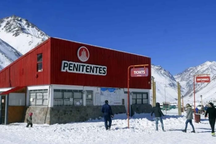 Mendoza: Dagsutflykt till Penitentes Park med snöutrustning