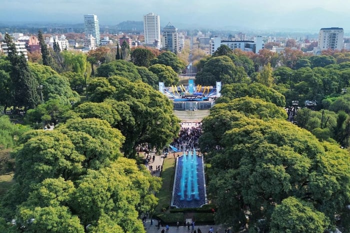 Mendoza: Stadtrundfahrt
