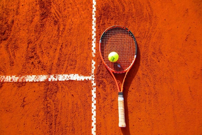 Play tennis with a former ATP pro in Mendoza
