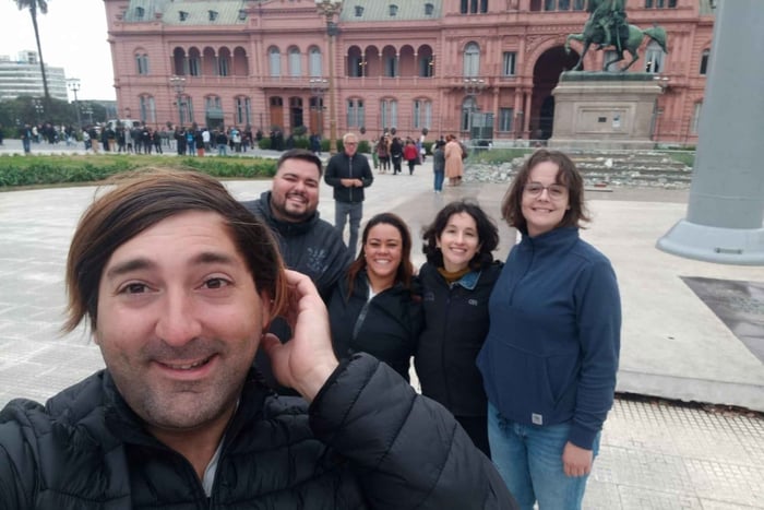 Plaza de Mayo: Führung mit Kaffee im berühmten „Café Tortoni“