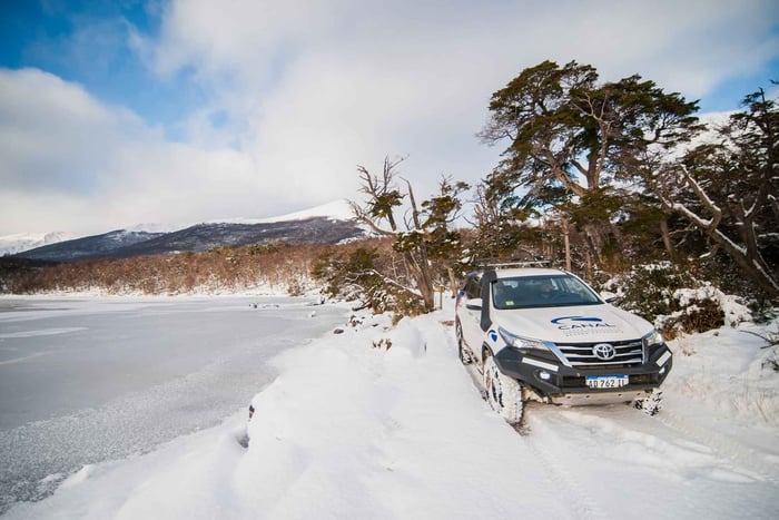Ushuaia: Winter off-road 4x4 merentour met lunch en drankjes