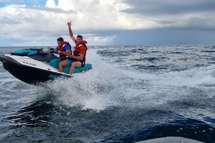 Gijón: Geführte Jetski-Strecke entlang der Küste