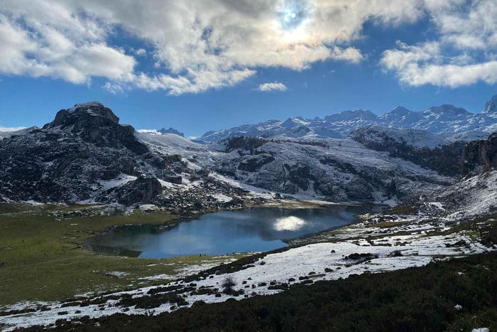 Tour privato da Oviedo a Covadonga e ai laghi dei Picchi d'Europa