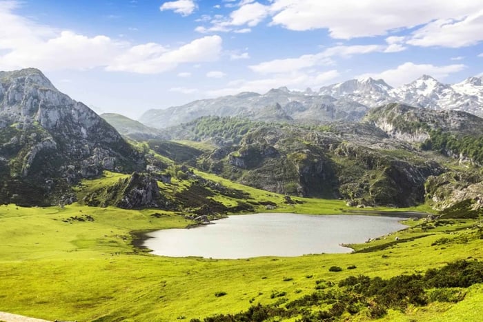 Z Cangas de Onís: wycieczka z przewodnikiem do jezior Covadonga