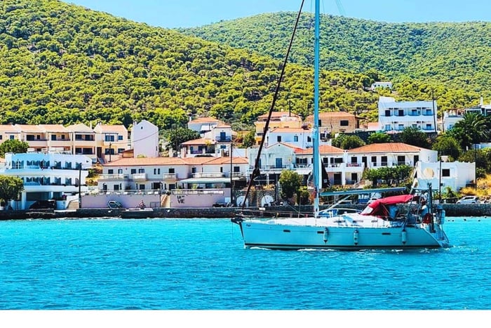 2-Day Aegina - Moni - Agistri Luxury Sailing Trip