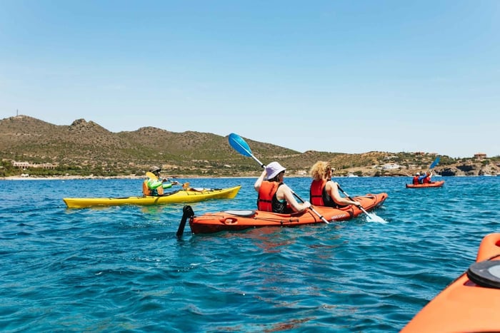 From Athens: Cape Sounion Guided Kayaking Tour with Lunch