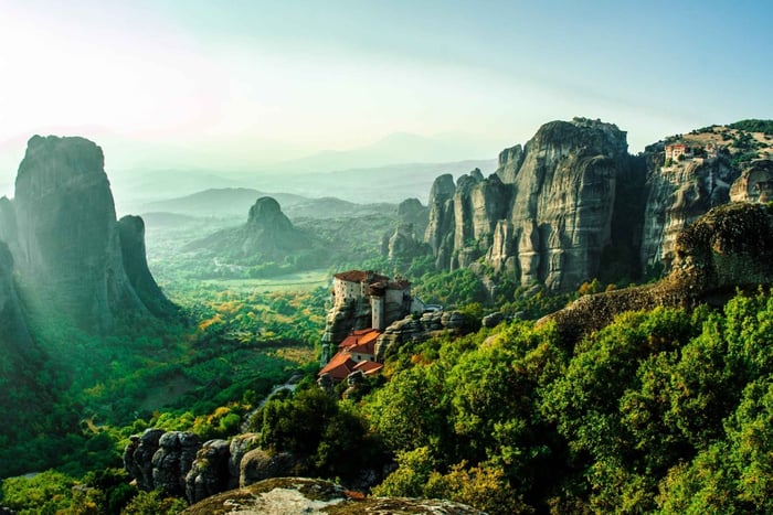 From Athens: Private Meteora Day Trip with Monasteries