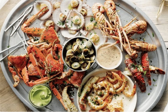Athen: Geführte Foodtour inkl. frischer mediterraner Meeresfrüchte