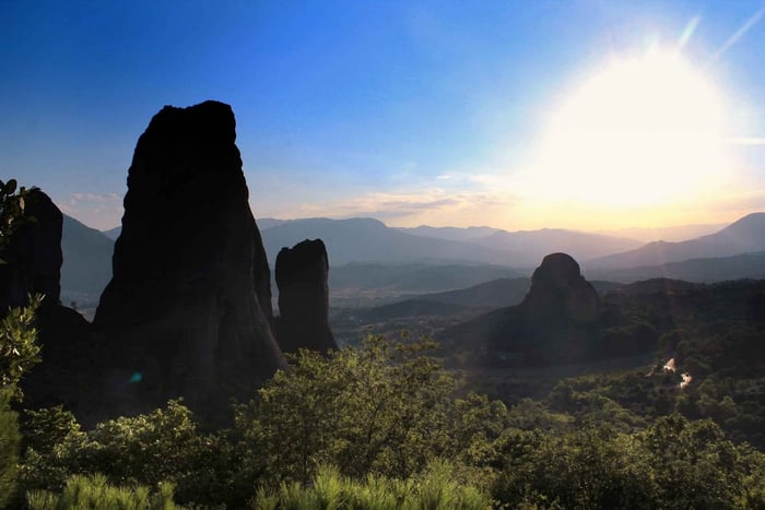 De Atenas: Excursão de 2 dias a Delfos e Meteora com hotel