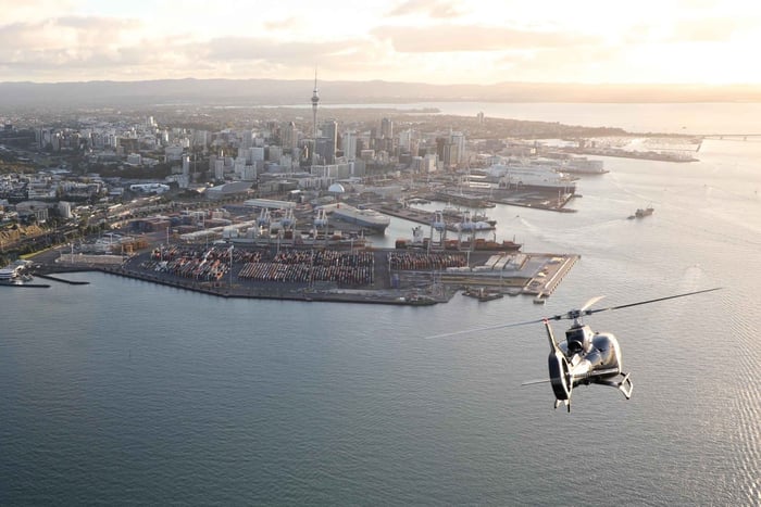 Auckland: 20min Helicopter scenic flight - City & Volcanoes