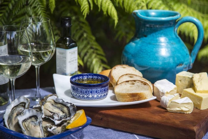 Waiheke Island Gourmet Food and Wine Tour with Lunch