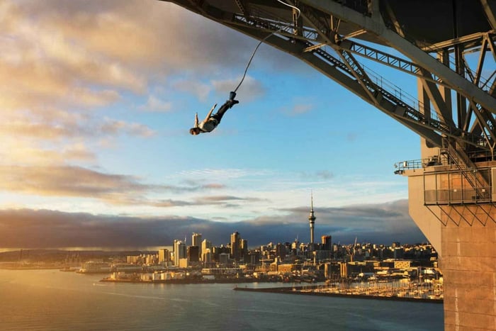 Auckland Harbour Bridge Bungee Jump