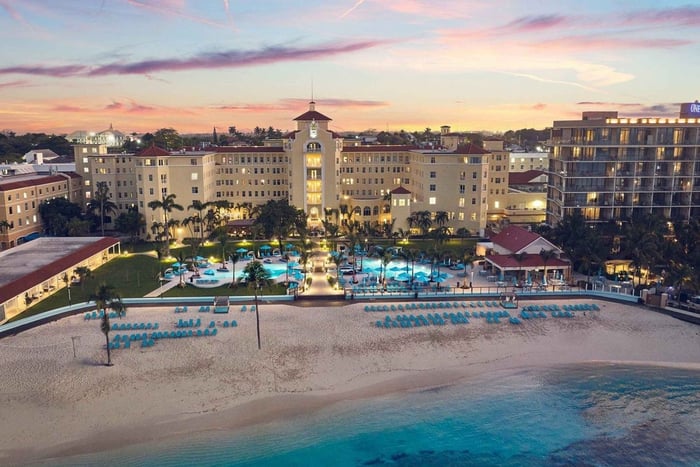 Nassau: British Colonial Hotel Pool & Beach Day Pass