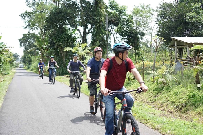 Countryside Cycling Tour with Agrotourism Visit