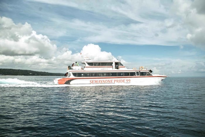 Fast Boat from Sanur (Bali) to Gili Trawangan