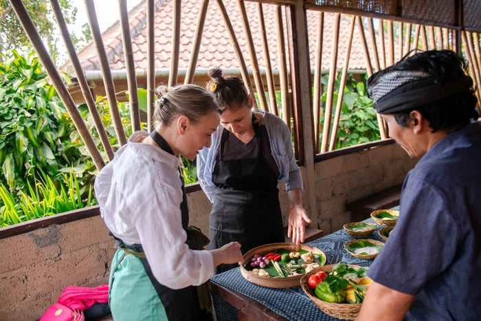 Munduk: Cooking Class with Lunch or Dinner at a Local House