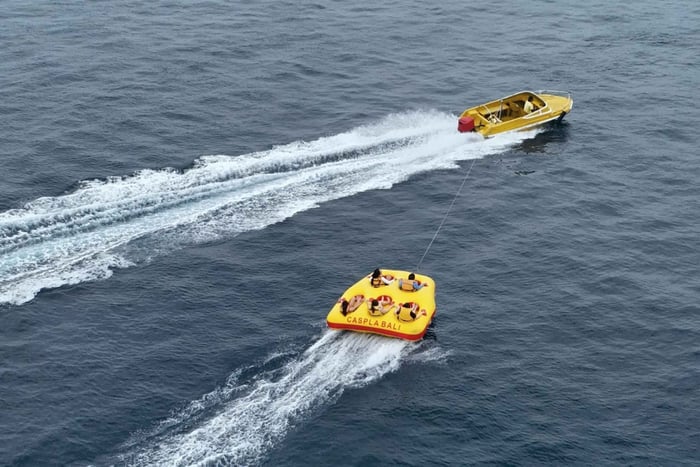 Nusa Penida: Donut-Bootsfahrt