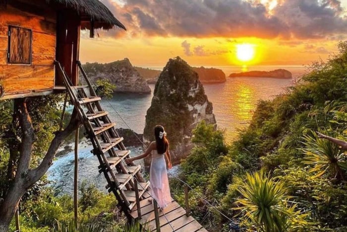 Nusa Penida: Magical Sunrise & Tour Nusa Penida