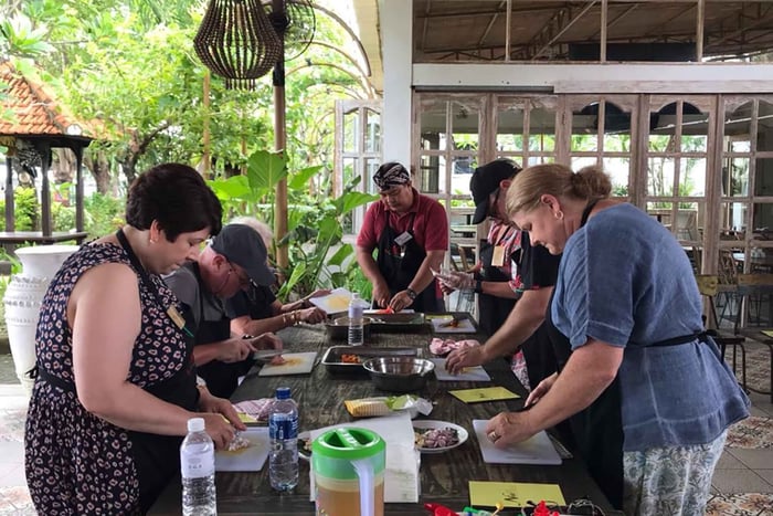 Seminyak: Seminak: Balinese Cooking Class & Market Tour