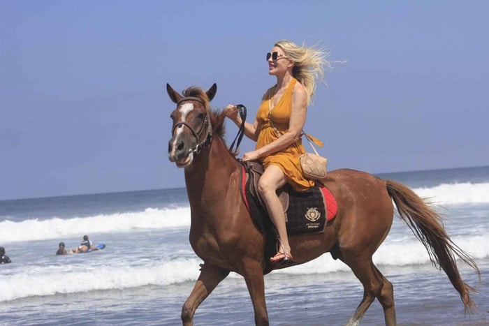 Seminyak: Surfing Lesson and Sunset Horse Ride Combo