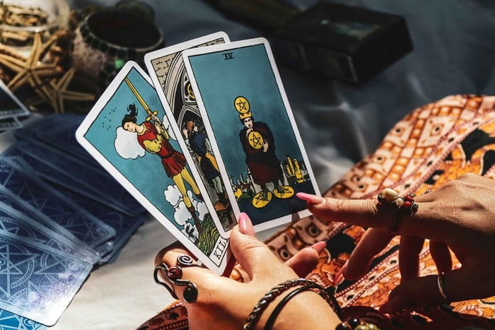 Tarot, orakellæsning og rensende Tirta Empul-rejse