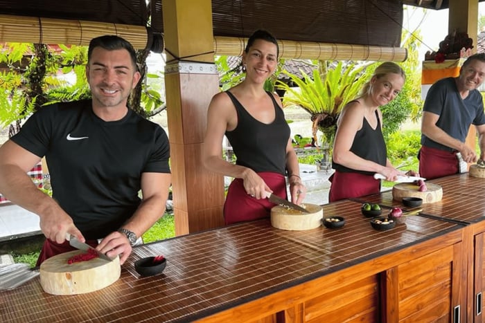 Ubud: Cooking Class with Transfers and Optional Market Visit