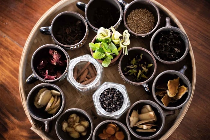 Ubud: Craft Your Own Jamu Herbal Drink Workshop