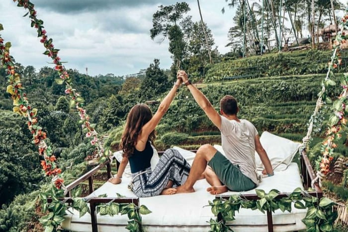 Ubud Swing Experience with Jungle View