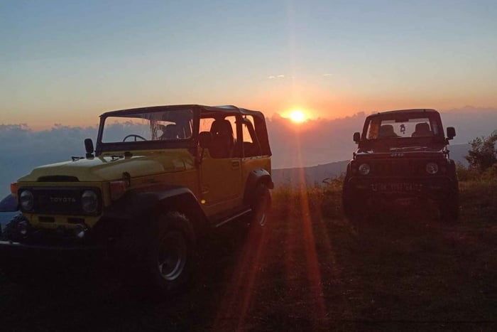 Monte Batur: Tour particular de jipe ao nascer do sol e fontes termais naturais