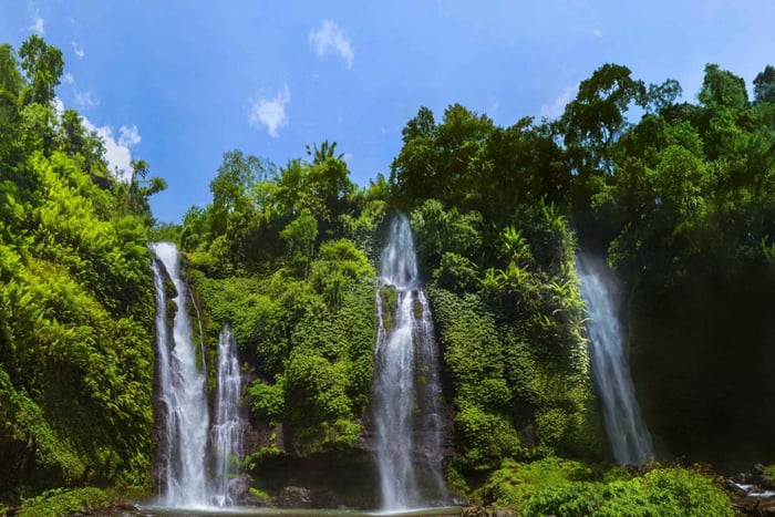 Privat fottur i Sekumpul-fossen