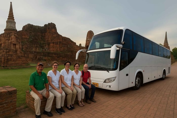 tour in autobus dei templi di Ayutthaya e del palazzo reale