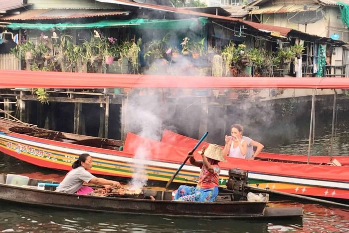 Bangkok: tour en barco por los canales, el Gran Buda y la Casa del Artista