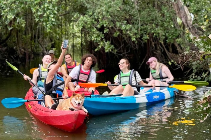 Bangkok: Hidden Kayaking & Electric Longtail Boat Tour