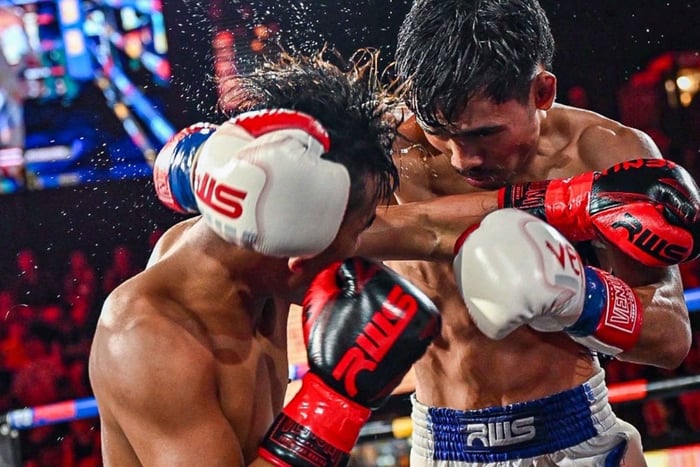 Bangkok:Muay Thai Boxing at Rajadamnern with Hotel Transfer