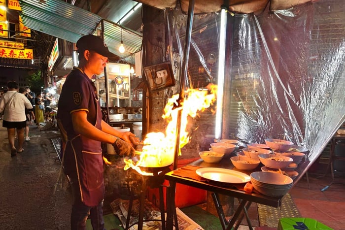 Bangkok: Michelin-foodietour in Chinatown met meer dan 15 proeverijen