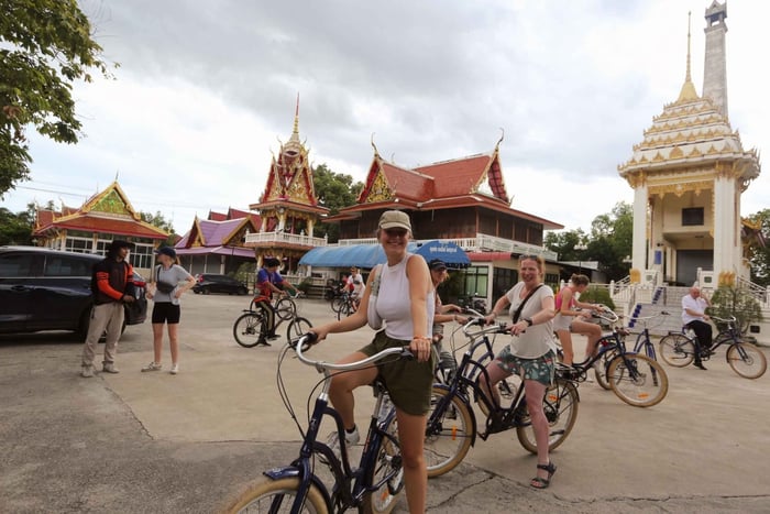 Farger i Bangkok: 4-timers sykkeltur i liten gruppe