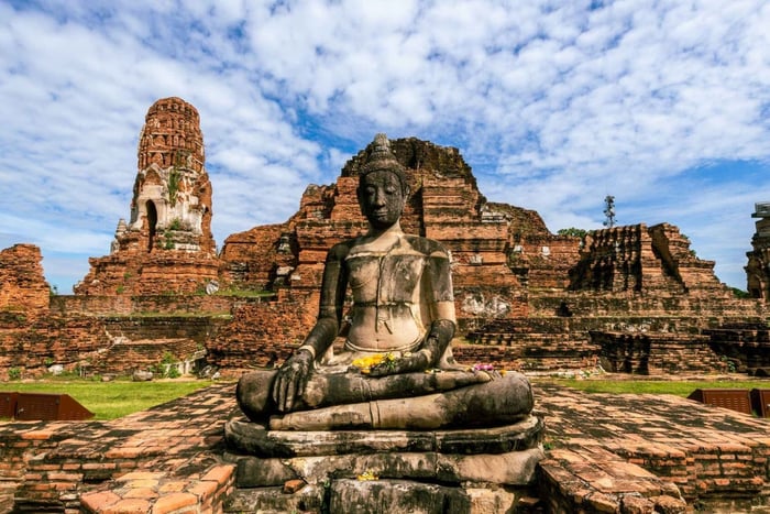 Tour por el mercado de Don Wai, el templo del Dragón y los puntos destacados de Ayutthaya