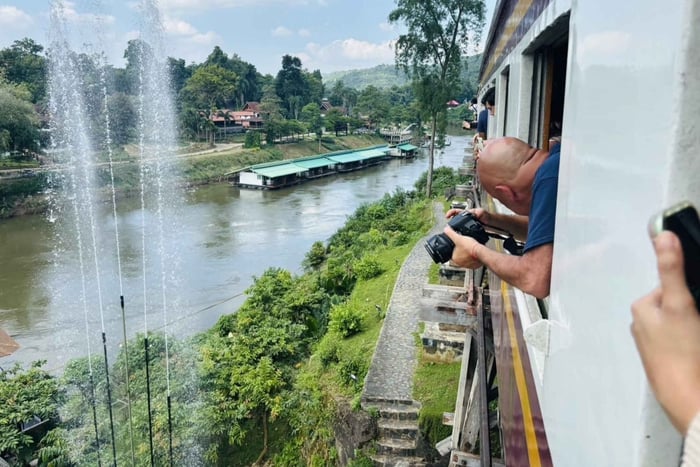 Floating Market, River Kwai, Railway Tour w/ Lunch