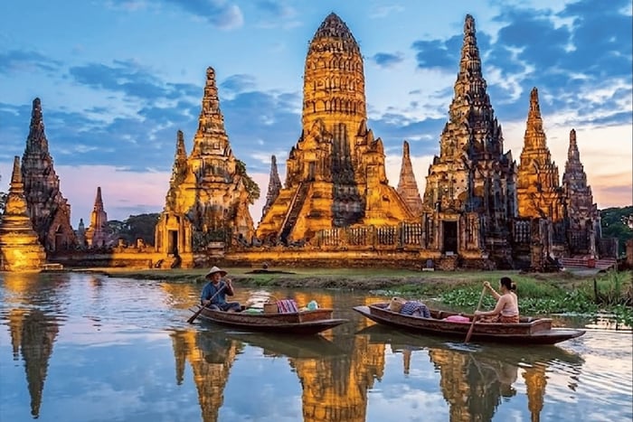 Bangkokista: Ayutthaya: 8, 10 tai 12 tunnin yksityinen tilauslentomatkat