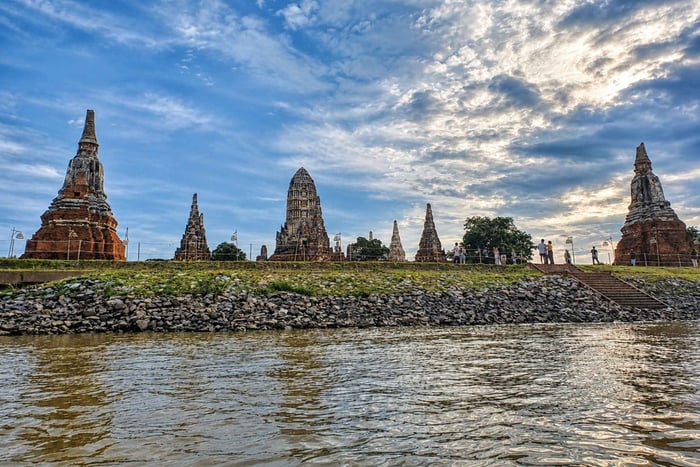 De Bangkok : visite privée du patrimoine d'Ayutthaya par voie terrestre et fluviale