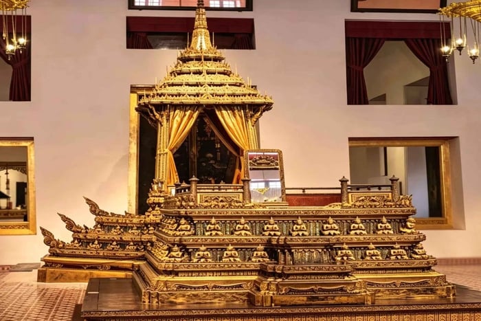 Bangkok : visite guidée du Musée national avec chasse au trésor
