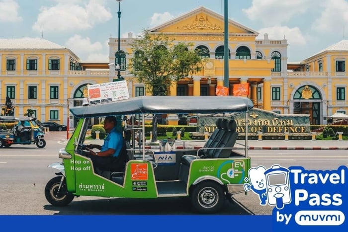 Passeio autoguiado particular de tuk tuk elétrico até templos icônicos