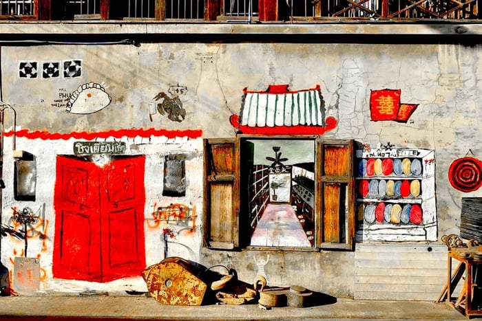 Talat Noi and Old Town Walking Tour