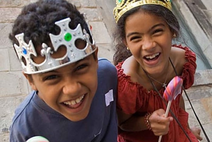 2.5-Hour Kids & Family Walking Tour in English