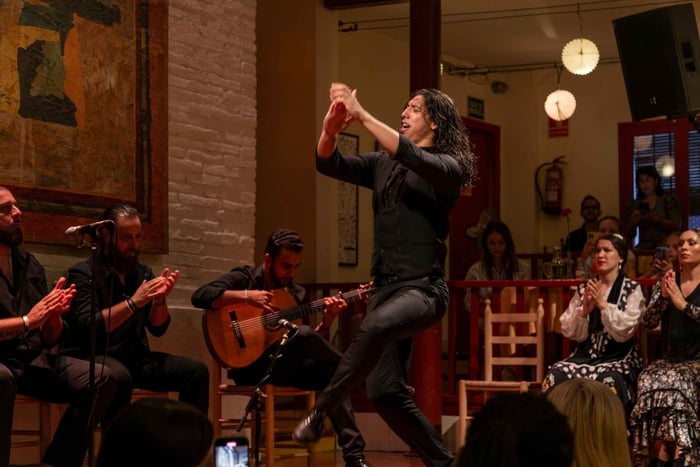 Barcelona: Pokaz flamenco z kolacją w Tablao de Carmen