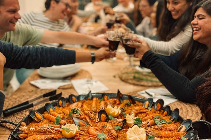 Paellakurssi Barcelonassa, Boqueria-kierros, äiti-tytär-kokit