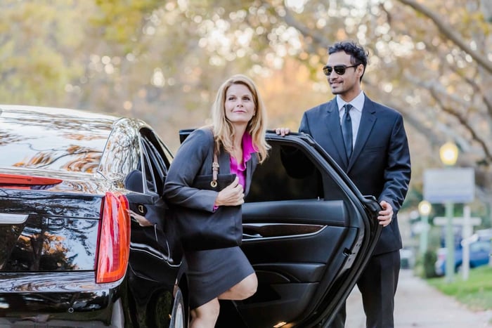 Barcelona: Private Airport Transfer with Meet & Greet