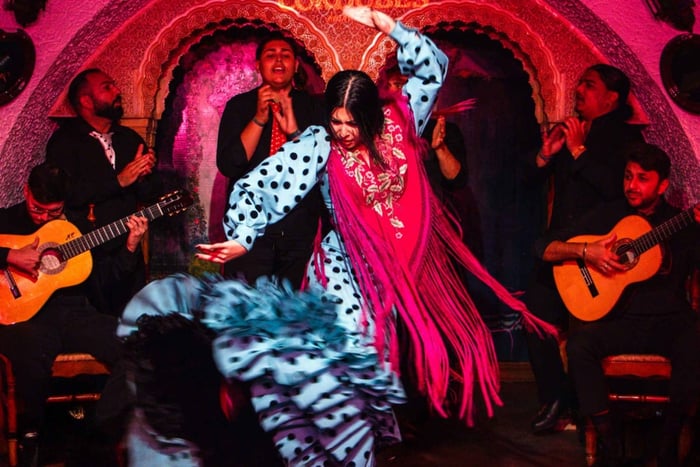 Barcelona: Tablao Flamenco Cordobes com opções de comida e bebida