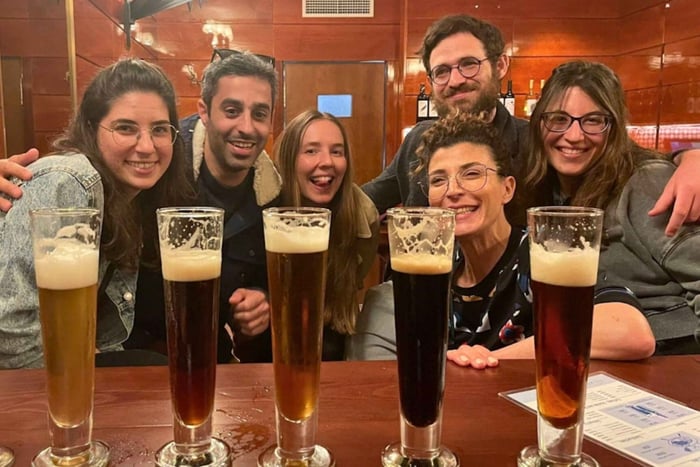 Barceloneta-Foodtour mit Tapas, Wein und lokalen Aromen