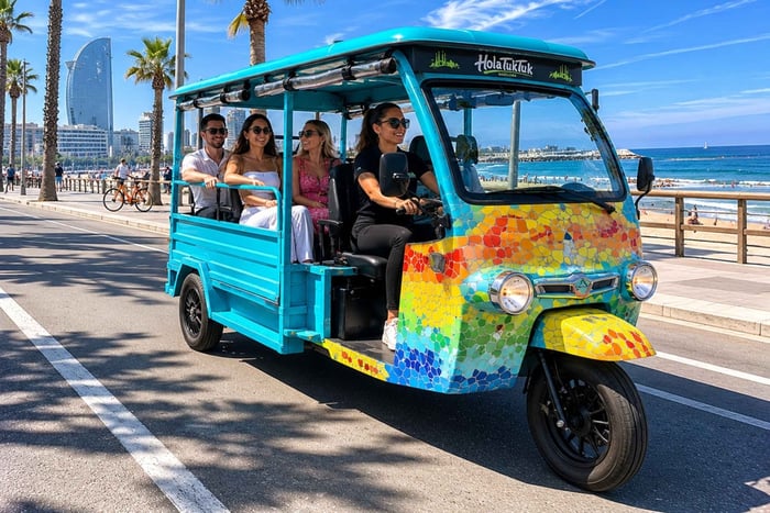 Excursão turística de tuk tuk pela Costa Mediterrânea